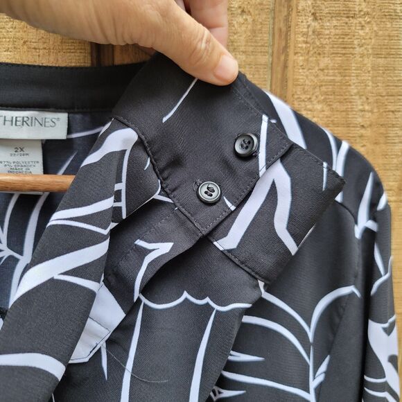 Catherines Long Sleeve Black & White Floral Print Plus Womens Size 2X - Picture 3 of 10